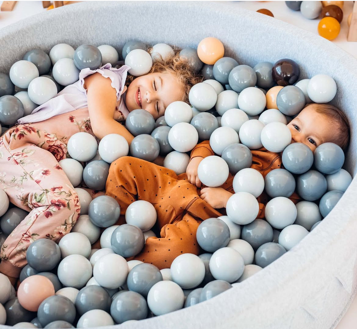 Piscinas de bolas e desenvolvimento infantil