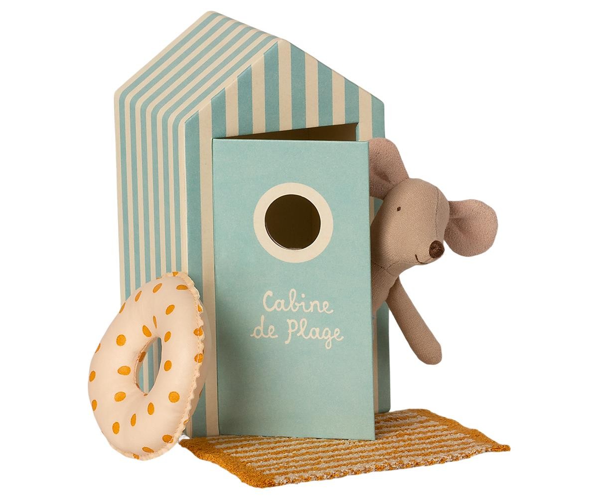 BEACH MICE LITTLE BROTHER IN CABIN DE PLAGE