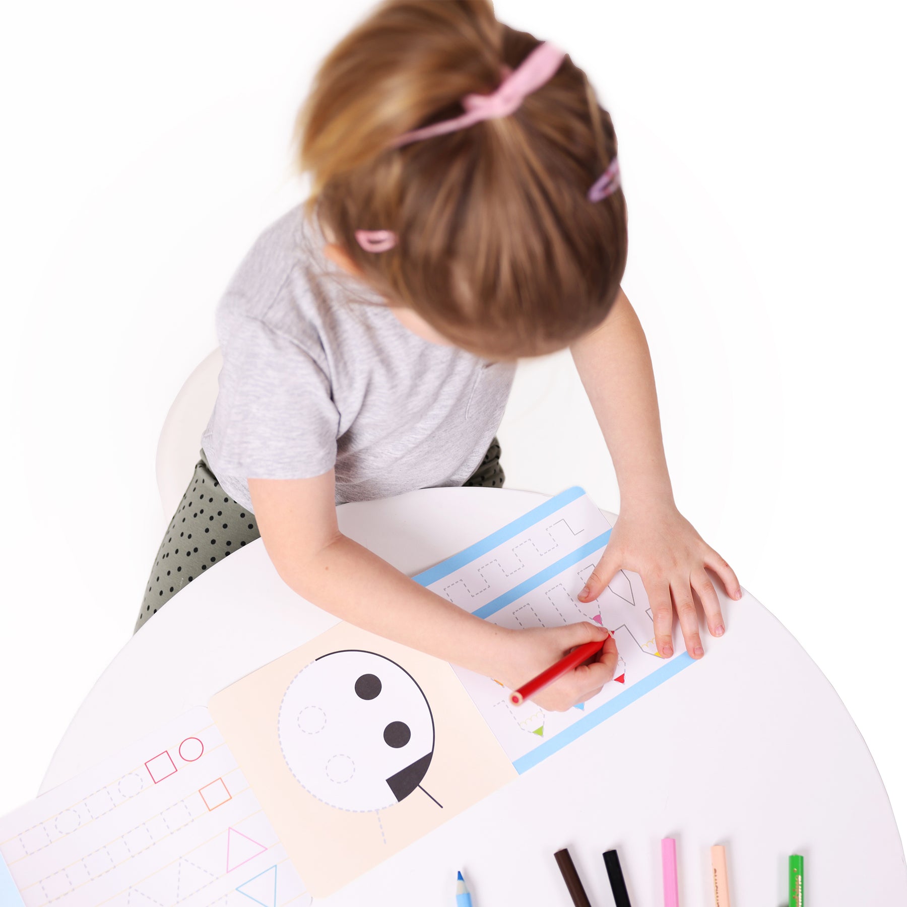 LIVRO PARA COLORIR +4 ANOS - READY TO TRACE INTERMEDIATE LINES