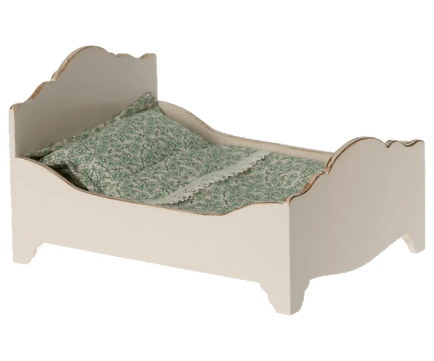 MOUSE WOODEN BED