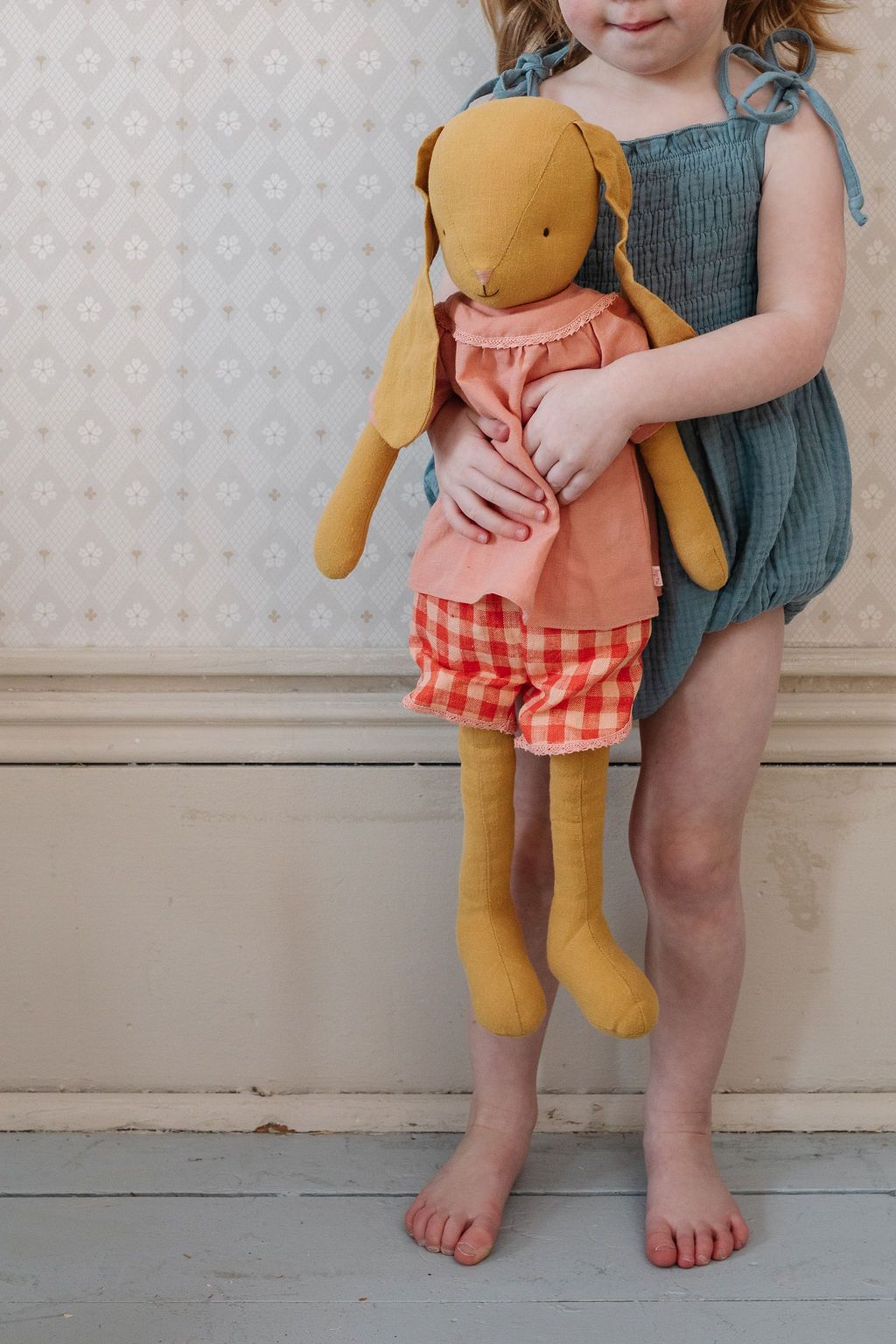 BUNNY SIZE 5 DUSTY YELLOW - BLOUSE AND SHORTS